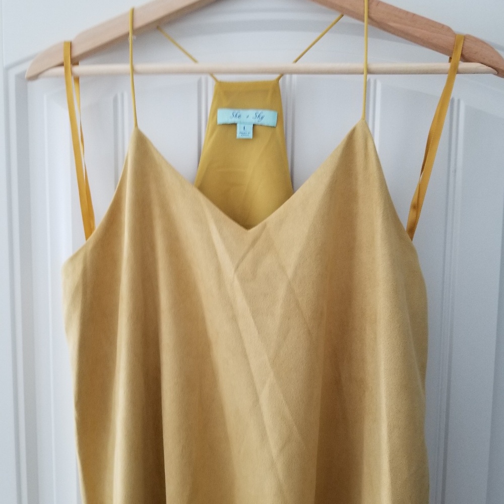 Yellow short dress